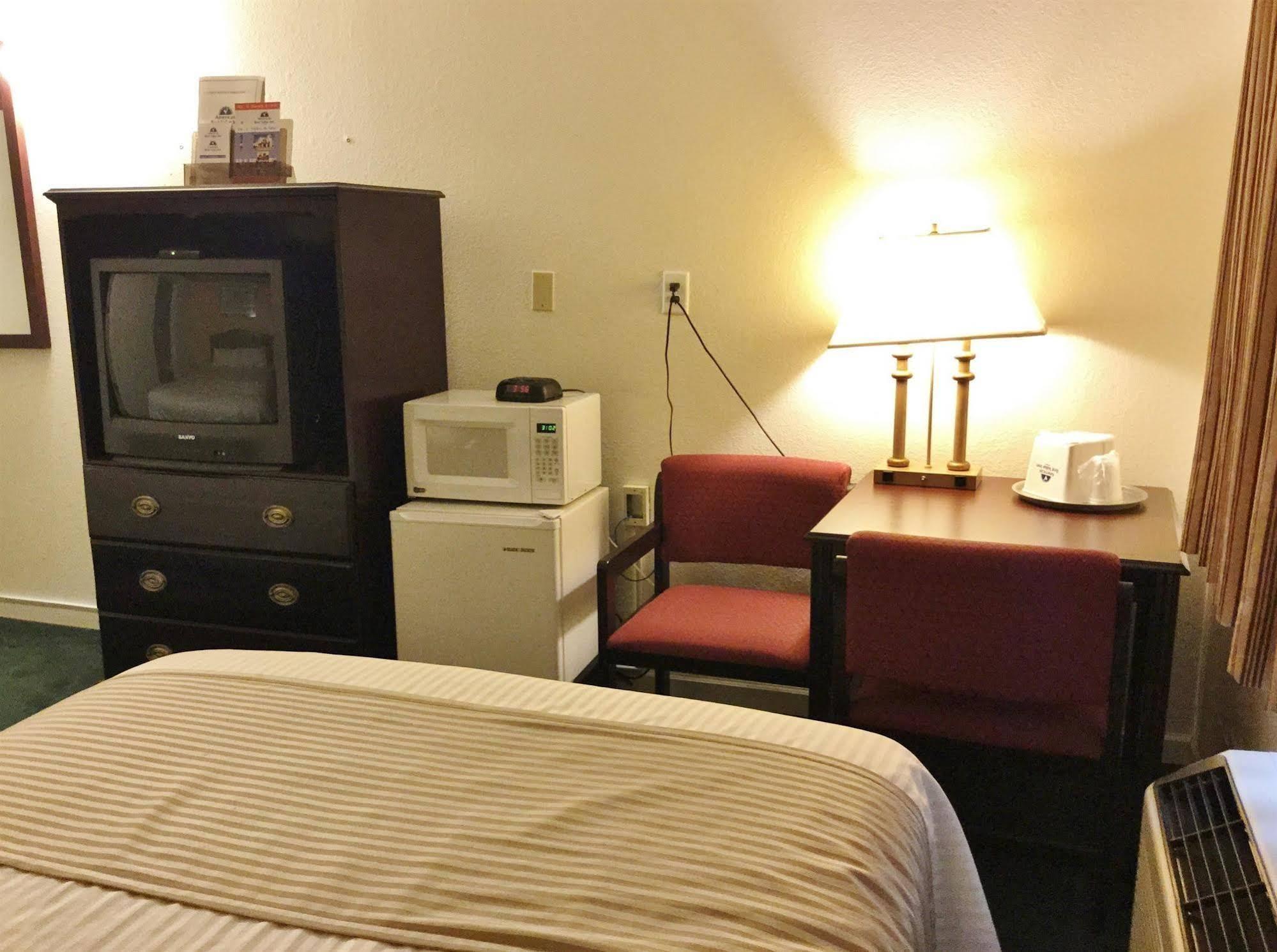 Americas Best Value Inn Macomb Eksteriør bilde