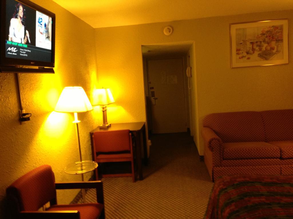 Americas Best Value Inn Macomb Eksteriør bilde