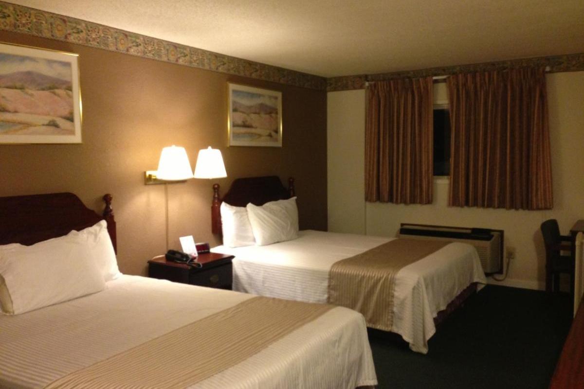 Americas Best Value Inn Macomb Eksteriør bilde