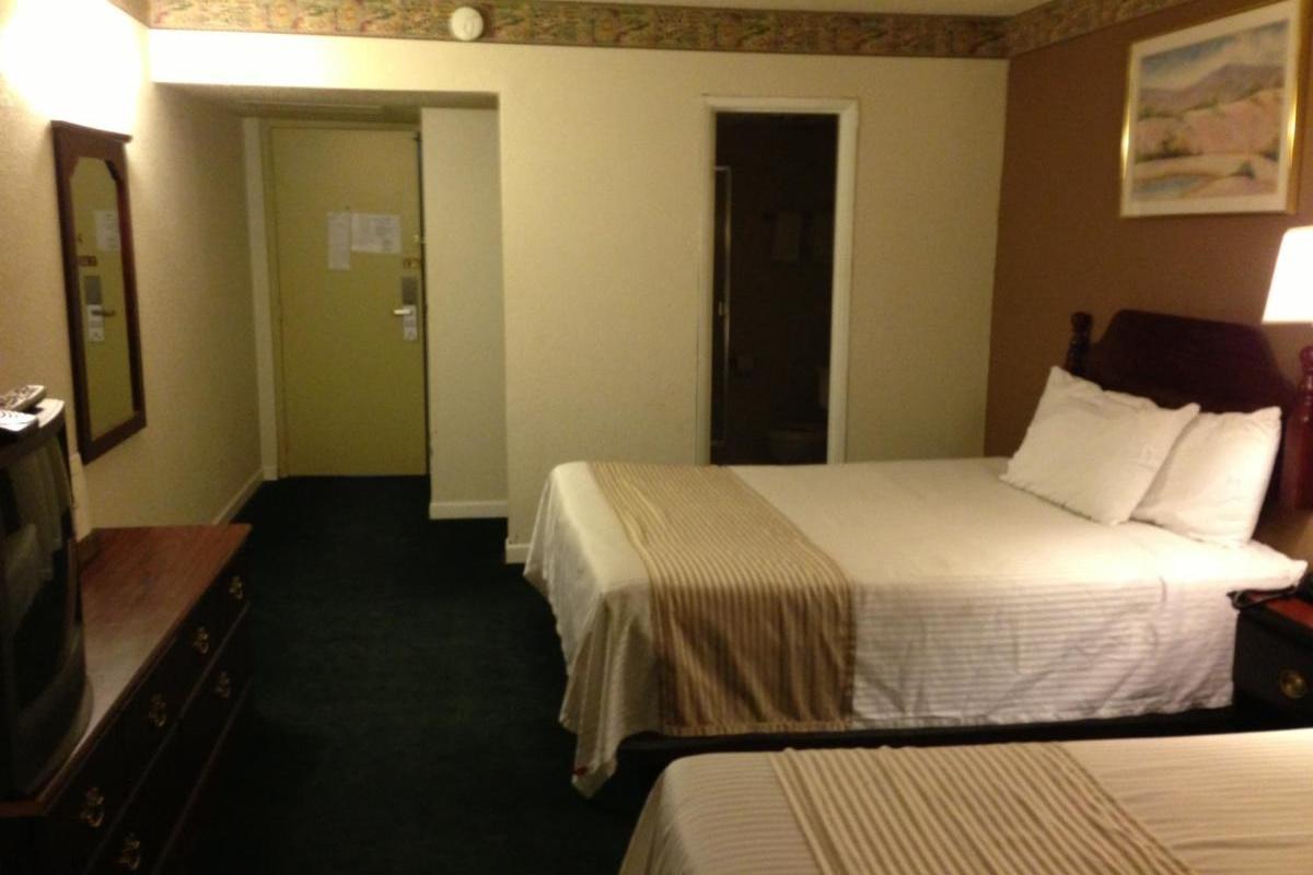 Americas Best Value Inn Macomb Eksteriør bilde