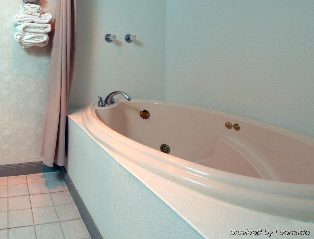 Americas Best Value Inn Macomb Rom bilde