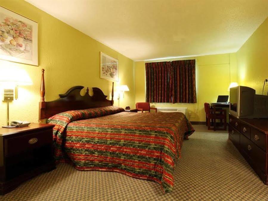 Americas Best Value Inn Macomb Eksteriør bilde