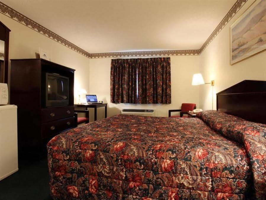 Americas Best Value Inn Macomb Eksteriør bilde